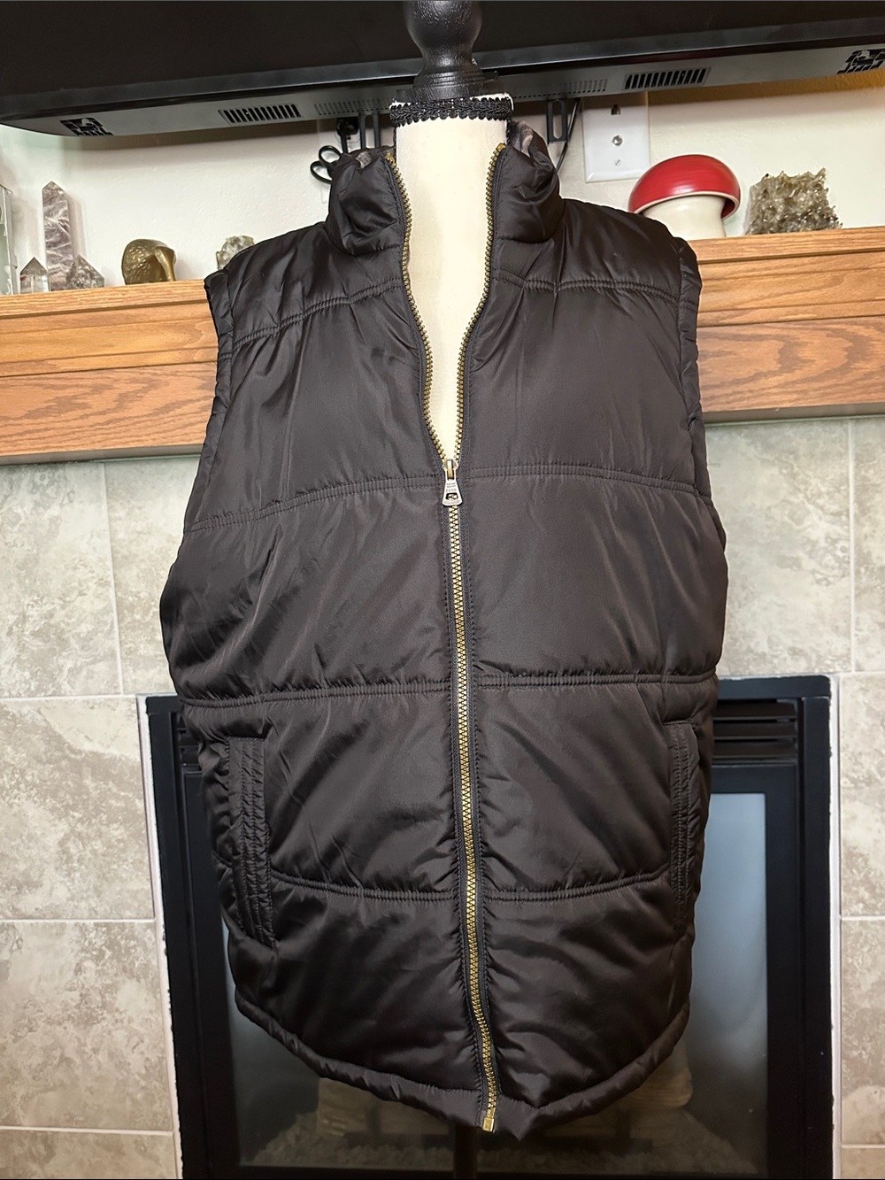 Men's Weatherproof Quilted Zip Up Black Puffer Vest with Flannel Lining Size XL